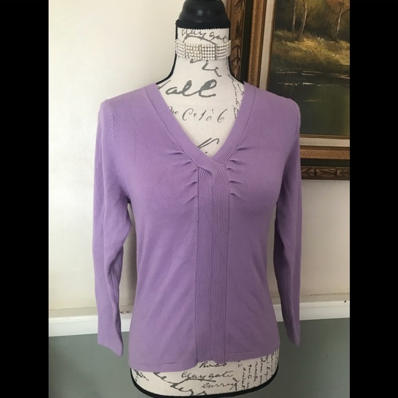 Studio C Lavender Ribbed V-Neck Stretchy Top S - Picture 3 of 7